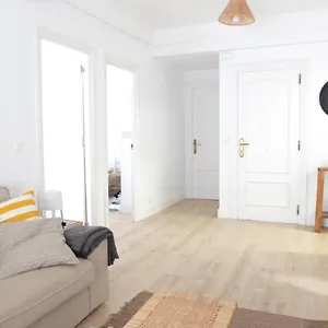 https://apartamento-la-zurri.basquecountryhotels.org